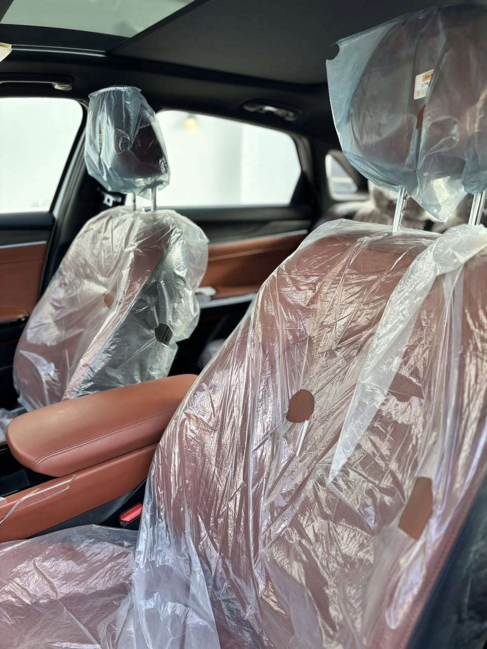 كيا K5 خليجي 2024 شركة NIM ضمان (5) سنوات 
عنوان:.كربلاء 
محرك:.2500
رقم صاحب سيارة:.***********
السعر 225
فول فول مواصفات 1/1
بانوراما 
بصمة
خمس كاميرات دوارة 
شغال (تشغيل عن بعد)
شاشة حجم كبير 
شاشة الكترونية 
كشن جلد 
كشنين كهرباء (سائق و سكن)
كشن خزن 
كشن تتفية و تبريد (حار و بارد)
داخل مشمشي 
مري شفط 
ويل كروم
ليد أمامي و خلفي 
حساس أمامي و خلفي 
تبريد قطعتين 
صندوك شفط 
درايف مود 
تحكم و تعديل سرعة
اتو هولد 
وبعدبيه هواي مواصفات
بيه فقط شبر بارد بجاملغ 

تحويل وكالة نفس اليوم 
رقم و سنوية جديد 
رقم اربيل دولي
