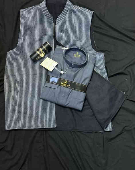 تنسيقات شتوية رجالية 🌊🪵
يلك مع دشداشة شتوية أنيقة، يمنحك مظهراً راقياً يناسب المجالس والمشاوير.
وشحّاطة جلد مريحة لإطلالة عملية، يكتمل حضورها بلمسة عطر شرقي أصيل.

زورونا لاكتشاف مجموعتنا الشتوية… دفءٌ، وأناقة، وجودة تستحقّونها

‏─ ─ ─ ─ ‏─ ─ ─ ─ ‏─ ─ 

📍العنوان :- بيجي - سوق بيجي - شارع الخياطين [ مقابل المصرف القديم ]

متوفر توصيل لكافة انحاء العراق 🇮🇶🚚

☎️ للتواصل والأستفسار :-

📞 ***********
📞 ***********
📞 ***********
