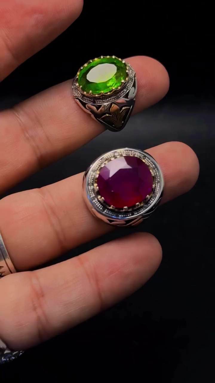 للطلب الأحجار الكريمة والحجز يرجى مراسلتنا على الأرقام التاليه واتساب 
*********** ابو عباس
*********** أبو محمد
*********** ابو حسين 

العنوان النجف الاشرف سوق الكبير قيصرية نور الشرع 👈الموبايلات سابقا👉#خواتم #مجوهرات #زبرجد #ياقوت # فضة
 @أبرز المعجبين
