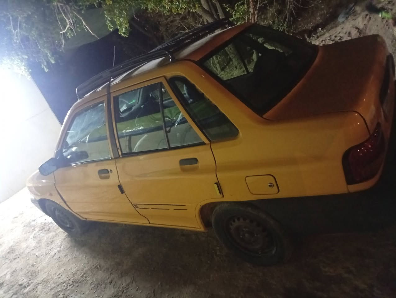 السلام عليكم
اخوان سايبا موديل 2012 سياره تخم تاير امامي كشنات جدد محرك كير خير من الله السياره تصعده وتروح سعر 25 ورقه الرقمـ*********** مكاني بغداد الجادريه
