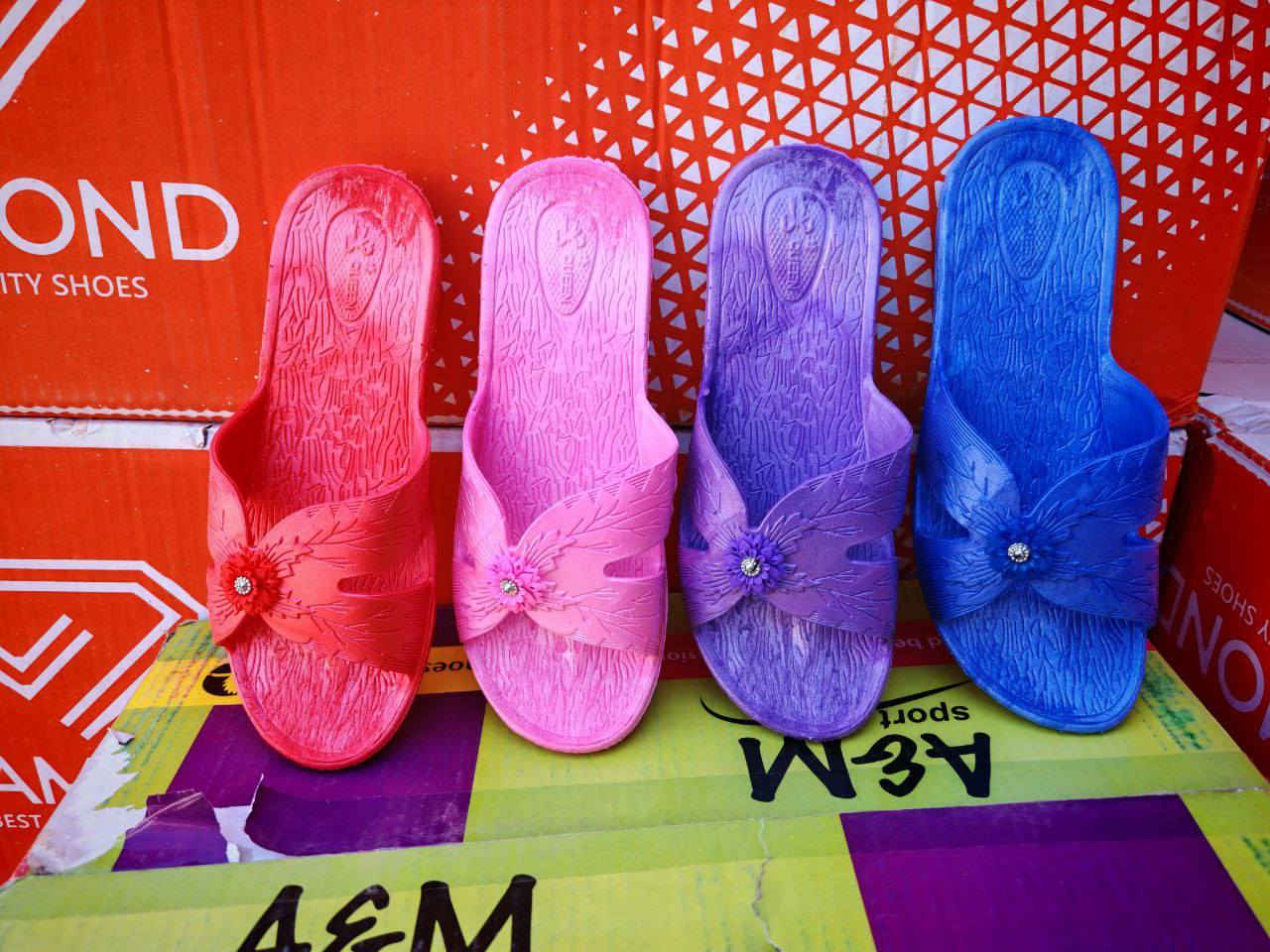 معطر نسائي الاصلي 
تعبئة الكارتون 24 زوج
سعر الكارتون 30 الف 
📲 قناتنا الرسمية على التليگرام:
https://t.me/lady_shose
✅ تابع قناة آلَشّـمِــــــسً لَلَجَ ـمِـلَهِ على واتساب:
https://whatsapp.com/channel/0029VaxGBzjEKyZ8HyWSgC03
📞 واتساب الحجز والتواصل:
***********
