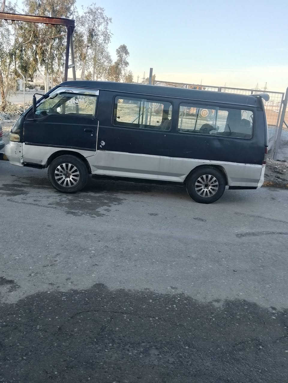 كيا للبيع موديل 93 ماكينه معمره جديد جير واكس الشرط سعر مناسب اتصال على هذا الرقم***********
