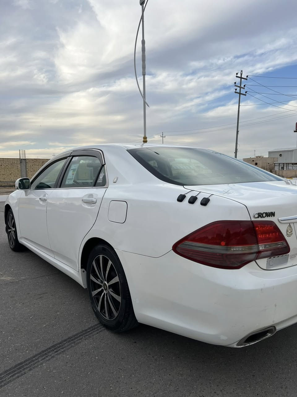 سلام عليكم شاهينه حوته مديل 2008 اصل رقم بصره محرك V6 سته سلندر مكفوله كفاله عامه ضربه وتبديل وصبغ جاهزه سياره مكينه وكير وحداده وتخم تاير سعر 105 وبيه مجال بصيط مكاني ناصريه مركز ***********
