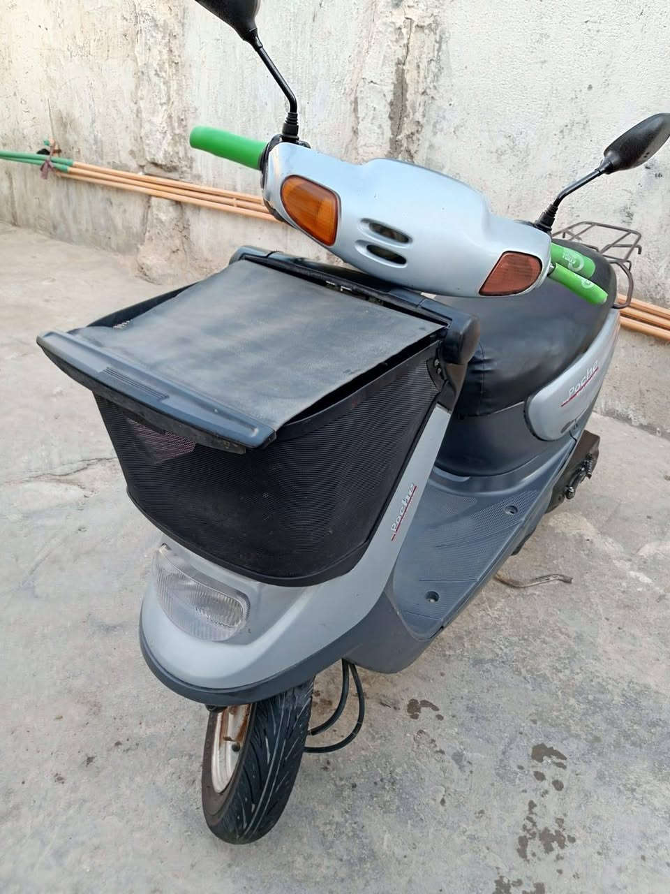 *********** بسم الله الرحمن الرحيم دراجه منغوليه 2003 دراجه كلها شغال والعنوان كربلاءي كربلاء حي الغدير من راجعين نقص ما بيعه دراجه كله شغال محرك بلادي والسعر 350 وبيعه مجال شيء بسيط
