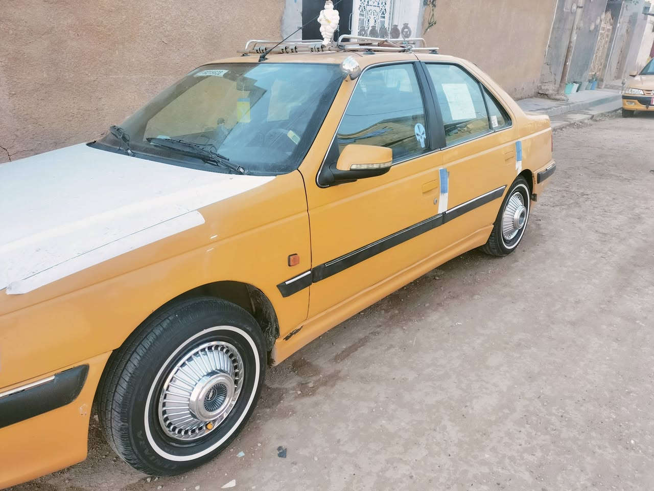 سلام عليكم بيجو بارص
موديل 12
مكينه وكير خير من الله 
سياره هسا مدوشمبي صدر السياره تعبان الباقيه كله شغال 
عنوان شعب 
رقم الهاتف ***********
