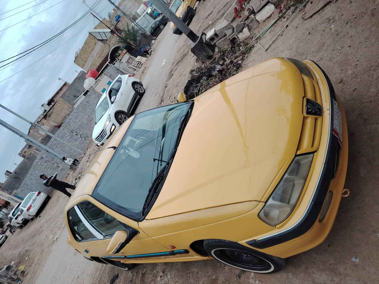 بيجو البيع السياره جاهزه من كلشي كير محرك تخم تاير
سويته 27 هيه وخرامات مصفره
السعر ٣٥$ وبيه مجال بصيط
العنوان الدوانيه
التواصل ***********
