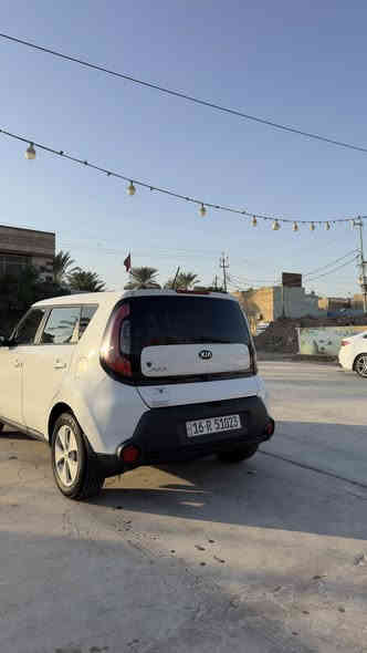 السلام عليكم 
كيه صول 2016 للبيع 
السياره وراد امريكي بيه قطعتين صبغ وحالوب
حلوه ونضيفه رقم جديد سنويه جديده تحويل ثاني يوم 
مكينه 1600GDi كامره خلفيه حداديه جديده تبريد ثلج 
ماشيه 83.000ميل 
السعر 120 ورقه وبيه مجال 
***********
***********
