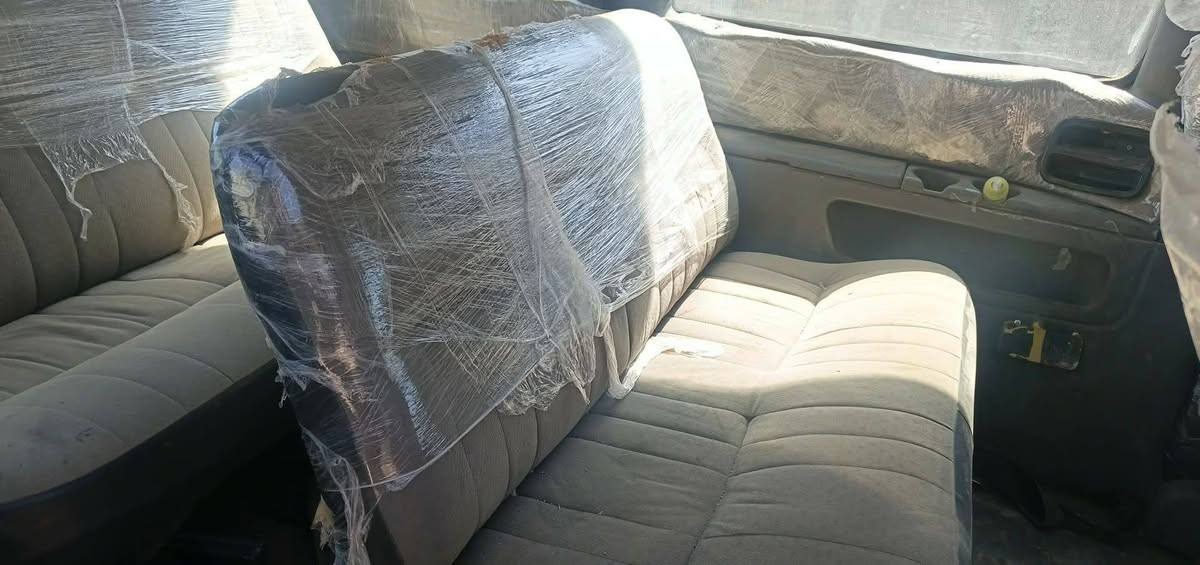 سلام عليكم دوج كلايزر لبيع سبعه راكب نضيفه كير شرط محرك بي صرف قليل رقم اخضر وصل السعر٢٠بيها مجال السياره نضيفه *********** مراوس
