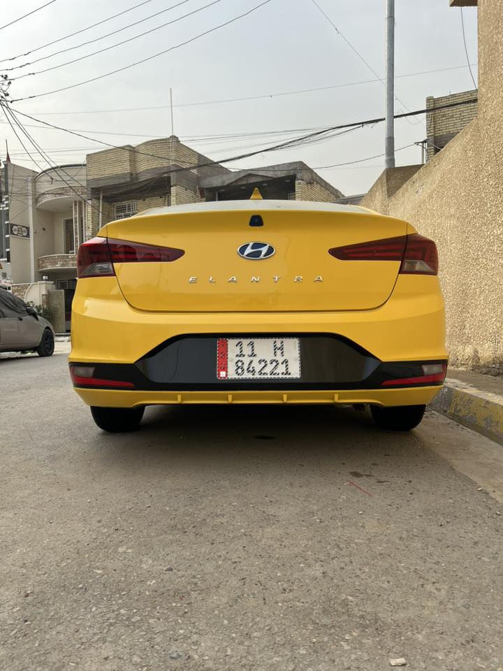 السلام عليكم
النتره 2019 
محرك 2000 دوش
كير AT بلادي اي تي
مواصفات
شاشه حجم كبير
3 وضعيات قياده 
رادرات امامي + جانبي 
كشنات جلد 
تحكم ستيرن جهتين 
مانع انزلاق 
تحديد مسار 
تخم تاير + تخم ويل جدد 
صدر امامي خلفي + دبلات جدد 
سياره جديده وصفاح موس صبغه اولى
سنويه بأسمي هزه وجامه وارقام كله جديد
مصفره هيئه وغرامات صور الحادث بلمنشور 
فقط بنيد بدون اي دواخل والسونار مرفق مع صور
الهاتف : *********** كريم حيدر 
العنوان : بغداد الزعفرانيه 
السعر 150 وبيهه مجال
