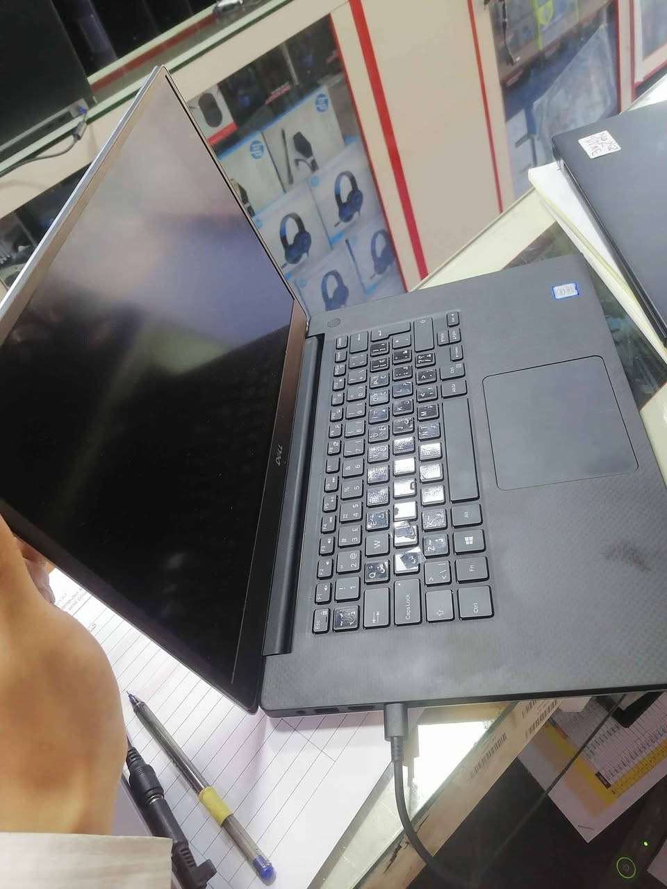 Dell xps 15
i7 8750H
ram ddr4 16gb
ssd 512gb
gtx 1050ti 
شاشة 15 inch موصل, نينوى


**إذا كنت صاحب هذا الإعلان وتريد حذفه لأي سبب، رجاءا أرسل رسالة إلى الدعم الفني**