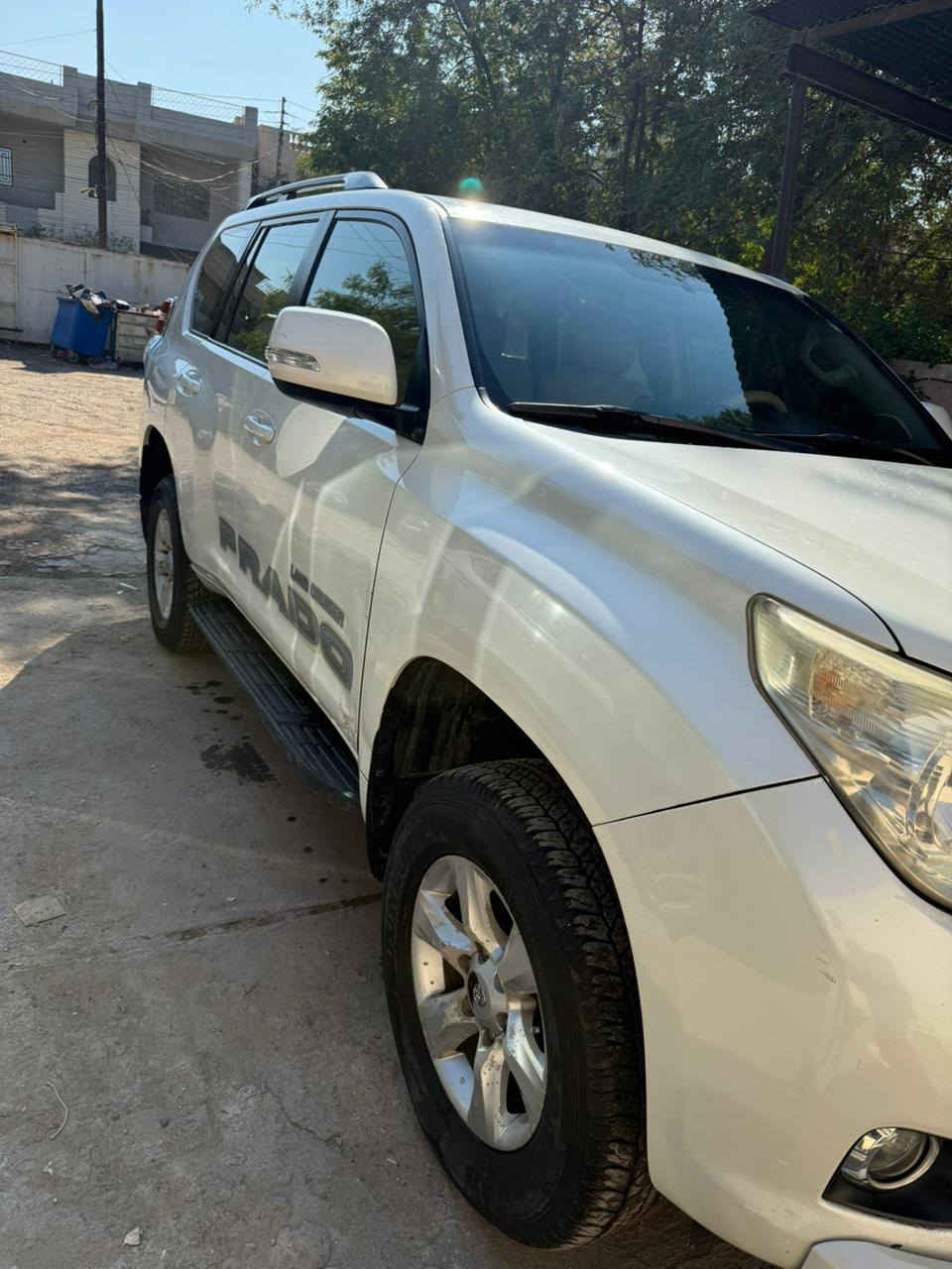 برادو 10 اربعه سلندر رقم 📱 اربيل الجديد  مكفوله من الضربه والصبغ بيه طخه زغير فقط مقدار شبر محرك وكير مكفولات كفاله عامه كشنات جلد اصلي تخم تاير جديد صدر جديد بغداد الدوره يم كلية دجله اتصل واتساب واتساب ***********
