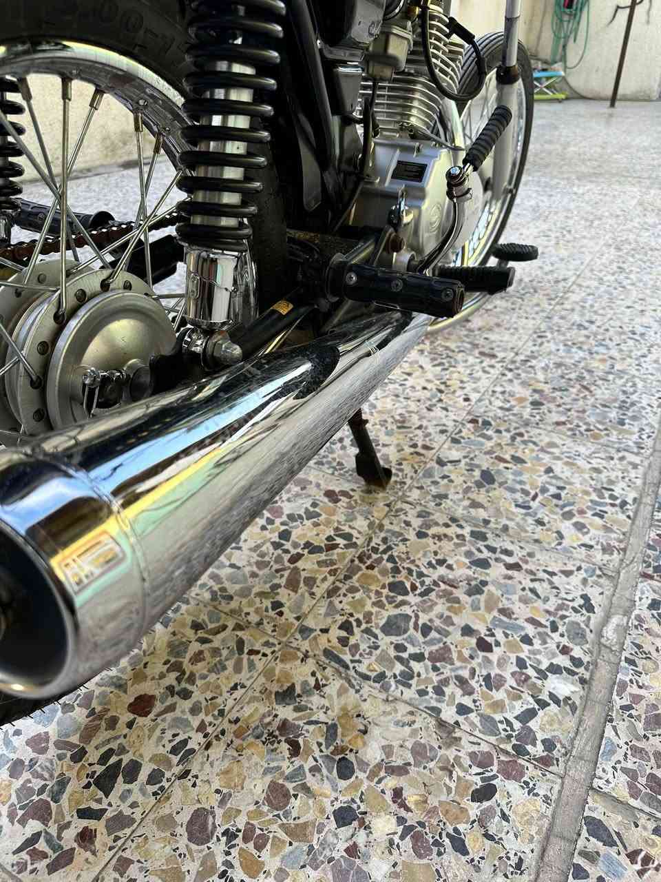 ‏سلام عليكم دراجة أمير وشهر 11 معمرة السعر 675 دراجة كلها نقص ما أبيها توها مسدودة بصره ***********
