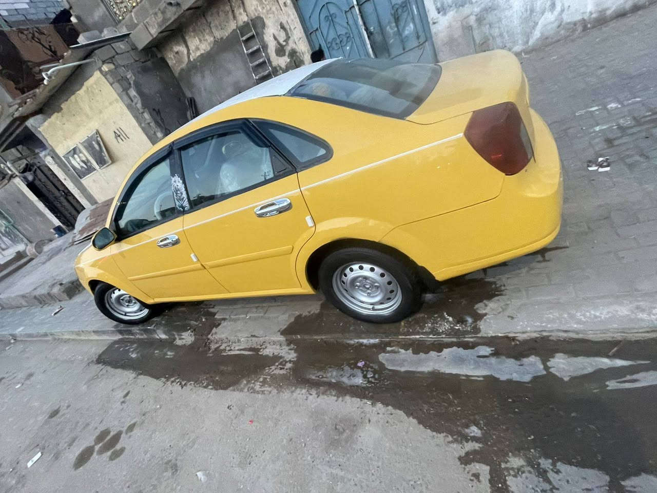 سلام عليكم سياره وبترا مديل ٢٠١١ سياره كفاله عامه من ضربه وتبديل كير مكينه تبريد حداديه تخم تاير خير من الله سياره مصفره هيه وقرامات سنويه جديده الغايت ٢٠٢٧ مكان سياره بصره حي الحسين سعر سياره ٥٠وبيه مجال بصيط *********** بدرا, واسط
