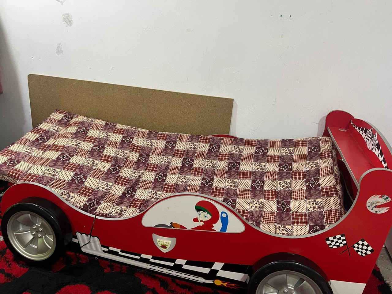 سرير أطفال نظيف للبيع سعر ٥٠ وبي مجال حي اسرا مفقودين


**إذا كنت صاحب هذا الإعلان وتريد حذفه لأي سبب، رجاءا أرسل رسالة إلى الدعم الفني**