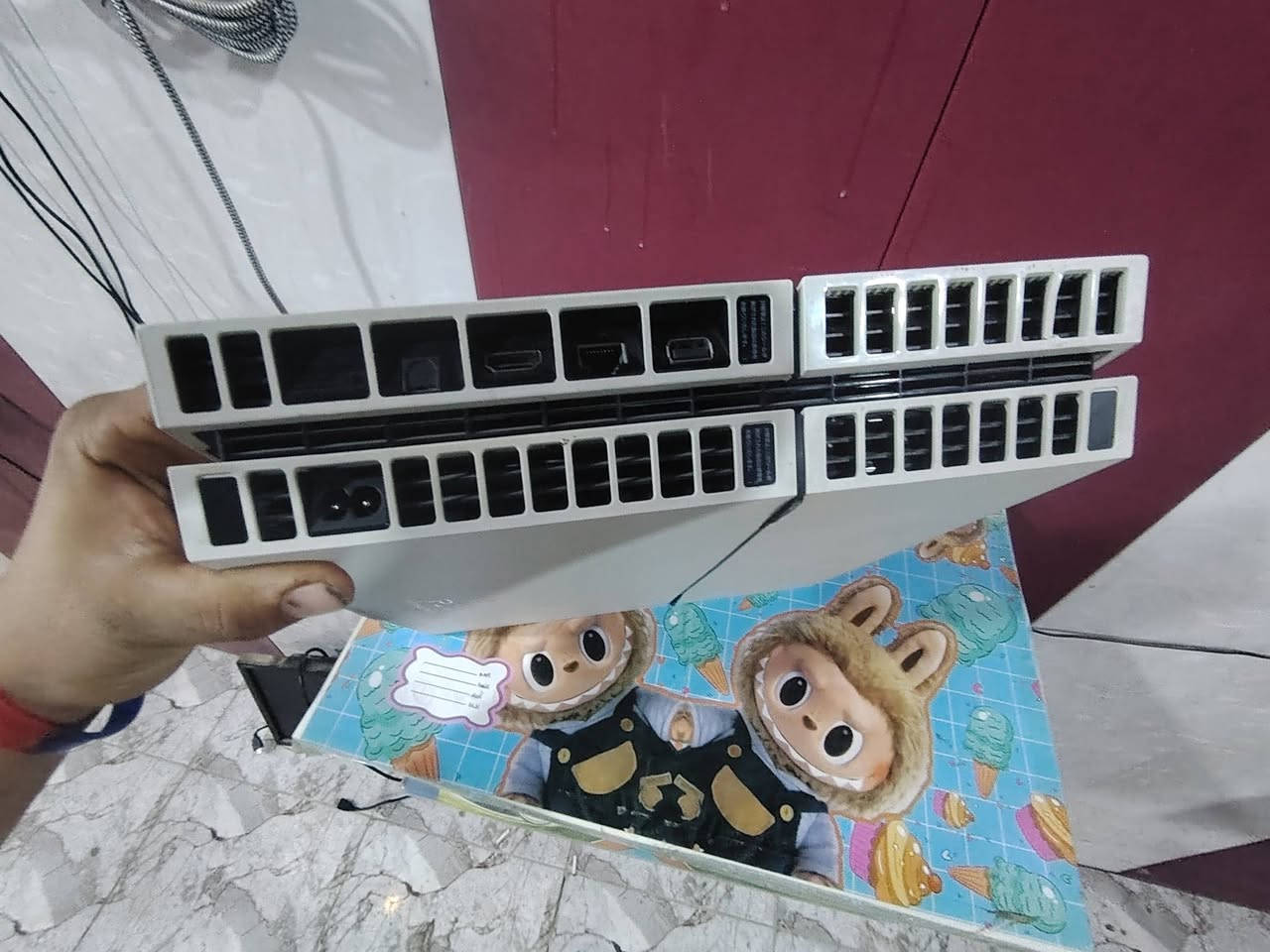 بلي فور فات جديد مال باله لوك مامفتوح مهكر بي ١٠ العاب تقريبا ومن ضمنهة بيس ٢٦ ملحقاته كامله سعر ٣٢٥ وبي مجال رقمي ***********
متواجد هنا هم❤️
