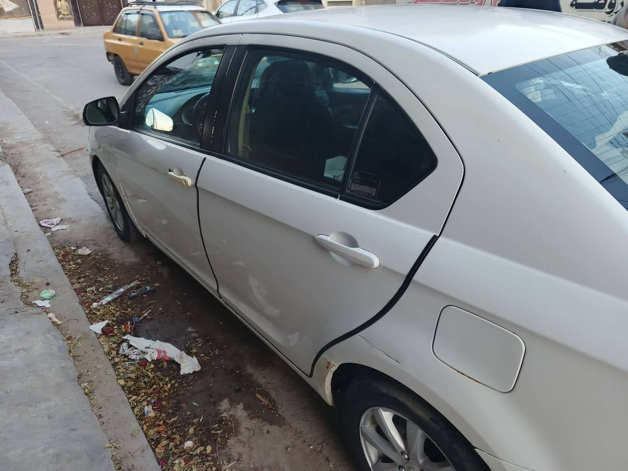 كيرت ويل موديل 2012
كير مكينه كورله 
بدون ضربه 
رقم بغداد خصوصي كهربائيات كامله 
تخم تاير 
مكانهه بغداد 
السعر 50 وبيها مجال 
رقم ***********
