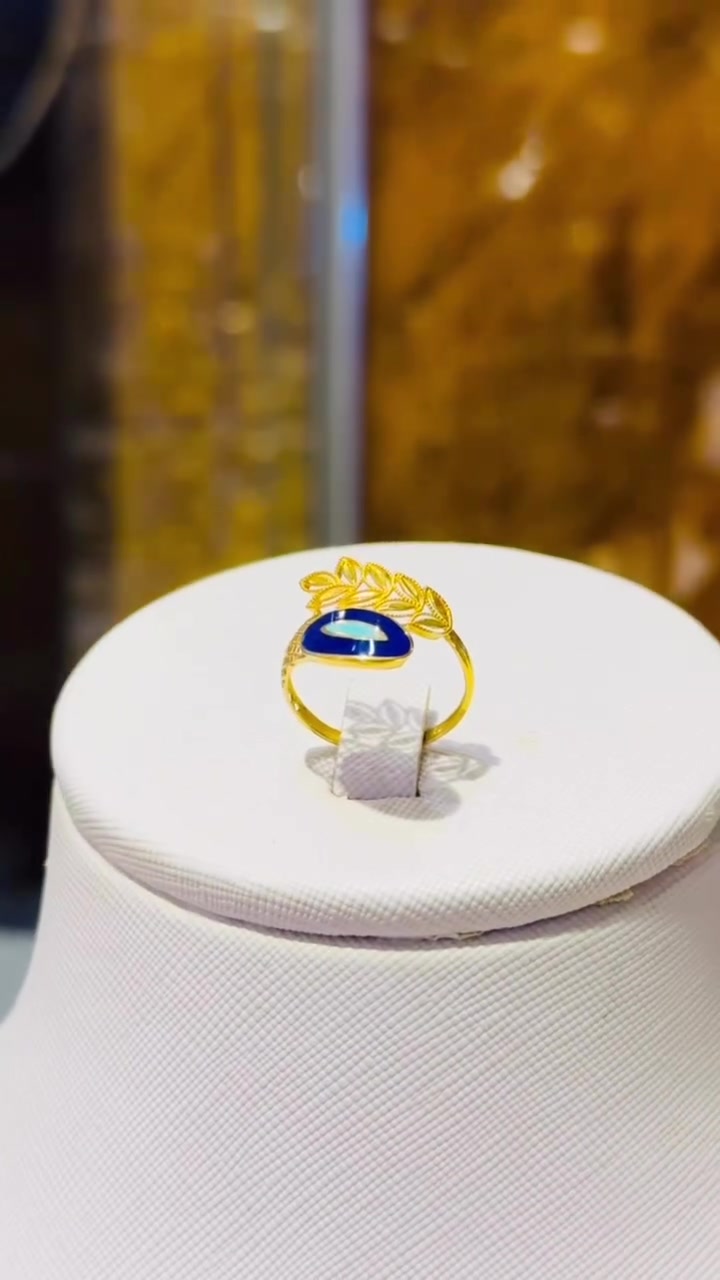 صياغة ومجوهرات السيدة رقية_ع 
            (((الفرع الاول)))

             (( عرض محابس إيطالي ))💍   

        اسعار الذهب حالياً 

   شراء 860 البيع 870

 نعتذر لعدم ذكر الاسعار بسبب تقلبات السوق

عنوان/جبله شارع المركز 🧿📍 

بأدارة الحاج الاستاذ (فلاح غازي)أبو حسن الربيعي
 الاستفسار الهاتف/
فلاح غازي ***********
مهند ***********
حسن ***********
