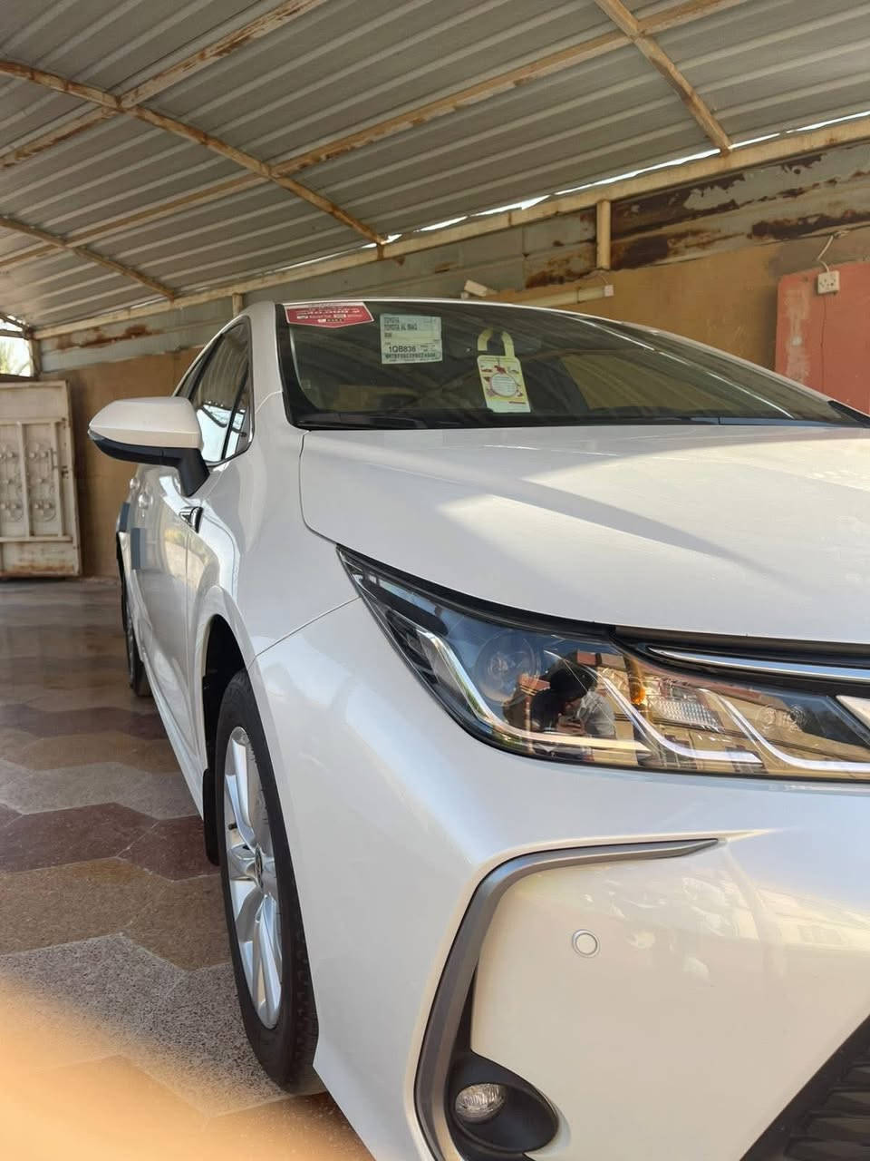 السلام عليكم
كورلا موديل 2024 خليجي.بانزين فقط 

فئة   GLi✅

محرك 1800✅

بدون صبغ بدون تبديل بدون بارد 

سيارة جاهزة وجديدة 

مكفولة كفالة عامة ✅

ماشية 40 الف ✅

((ضمان شركة ساز))✅

مواصفات 

بصمة تشغيل ✅

بصمة ابواب ✅

صندوق بصمة ✅

انارة ترحيب ✅

مرايات جانبية اشارة + شفط كهربائي 

تحكمات فول ✅
وضعيات قيادة نورمال -وسبورت -وأيكو ✅
العنوان ((الديوانية مركز المدينة)) 

ملاحضة ( السيارة مكفولة كفالة عامة  ) 

واتساب ***********
