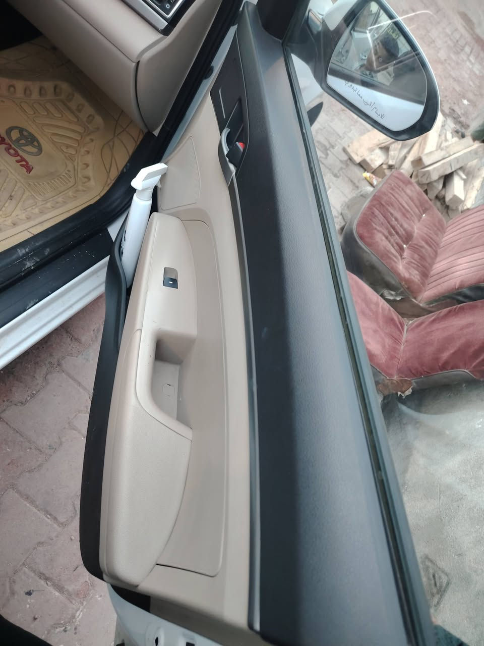 النترا  خليجي   للبيع كفالة عامه عده طخه خفيفه بلباب موديل 18رقم اربيل سنوية منتهيه العنوان  فول مواصفات عده البصمه مكينه 2000دوش.  ماشيه 106الف   السعر اتصل على الرقم ***********
