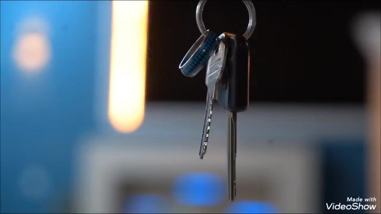 يعلن مكتب الرفاء الهندسي عن بيع وبناء الدور والمقاولات العامه وتشمل بناء وترميم وهدم وتخطيط وتصميم وعمل واجهات كل ما يختص بلبناء
هذا نموذج من العمل وهذا معروض ايظآ للبيع موقع الدار ام العظام شارع السده مساحه200متر للاتصال 
*********** باداره غسان النداوي
