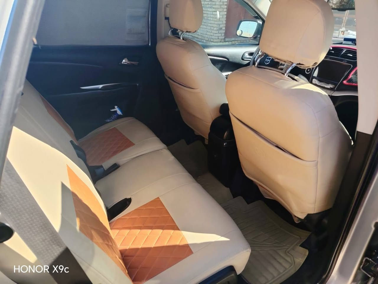 السلام عليكم
جورني للبيع موديل 2016 سلفري 4 سلندر ذي قار مشروع وطني 7 راكب 3 قطع تبريد ظربتها حادث امريكا جاملغ الايمن والايسر والبنيد داخله صيانه عامه محرك وحداديه وكير جديد وتخم تاير المكان شطره /السعر 130 وبيها مجال

للاستفسار الاتصال على الرقم ***********
