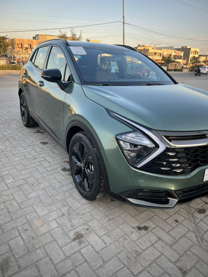 كيا سبورتج 2025 موديل بلاك ادشن لون زيتوني (مميز) فول مواصفات قمارة حديد مكفولة
الرقم بغداد بسمي
وارد خليجي ماشيه 14 الف
-تشغيل عن بعد
- محرك 2000 دوش
- صندوك كهرباء
- مقاعد امامية كهرباء
-داخل كنتارا 
- تدفئة كشنات والستيرن
- شفتات تبديل خلف الموقد
- كاميرا + حساسات
- ويل كاب 19 انج لماع
- شباك لماع
- داخل جلد زيتوني ملكي
- مرايا سوداء
- درايف مود + اوتو هولد
- هاند بريك بصمة
- تحكم ستيرن جهتين
- شاحن لاسلكي
السيارة داخل ضمان الدولية العراقية
السعر 240 ورقة 💵
مكاني بغداد حي الجهاد
الرقم ***********
