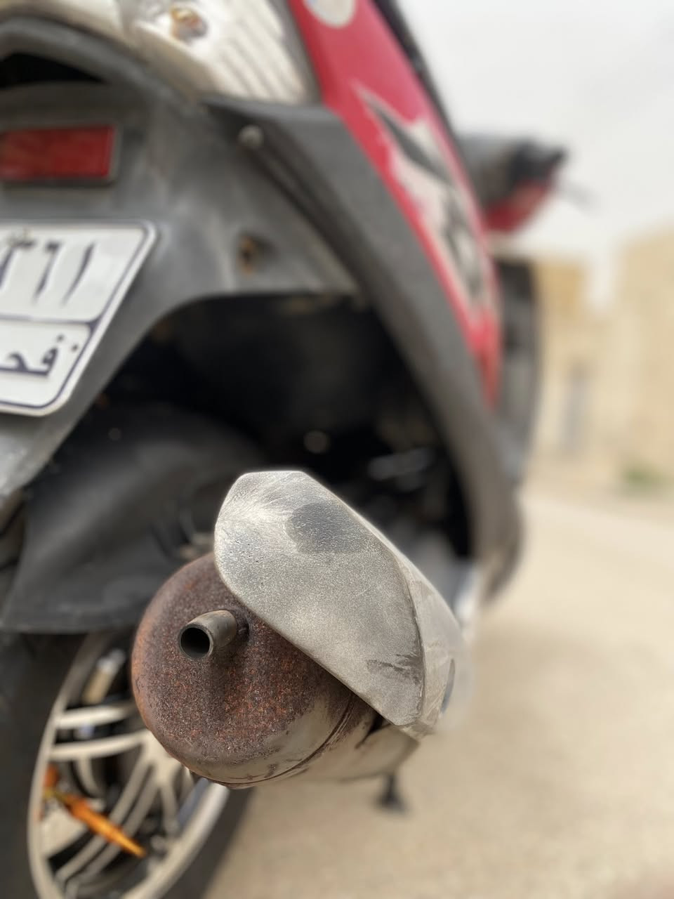 ماكس عدل للبيع صار يومين من طالعه حاويه من الزيتون بل كارتون بعدها للبيع لو مراوس بسكنس سعر ١٣٥٠ناصريه مركز سومر ***********
