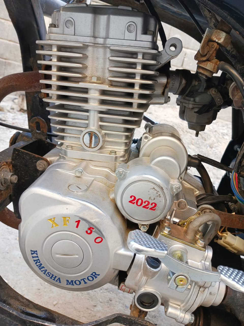 اسلام عليكم ستوته صقر مديل 2020محرك 2022ستوته مال جني الله شاهد جديده سعره 1600او بيه مجال بسيط مكاني مدينه الصدر رقم الهاتف ***********
