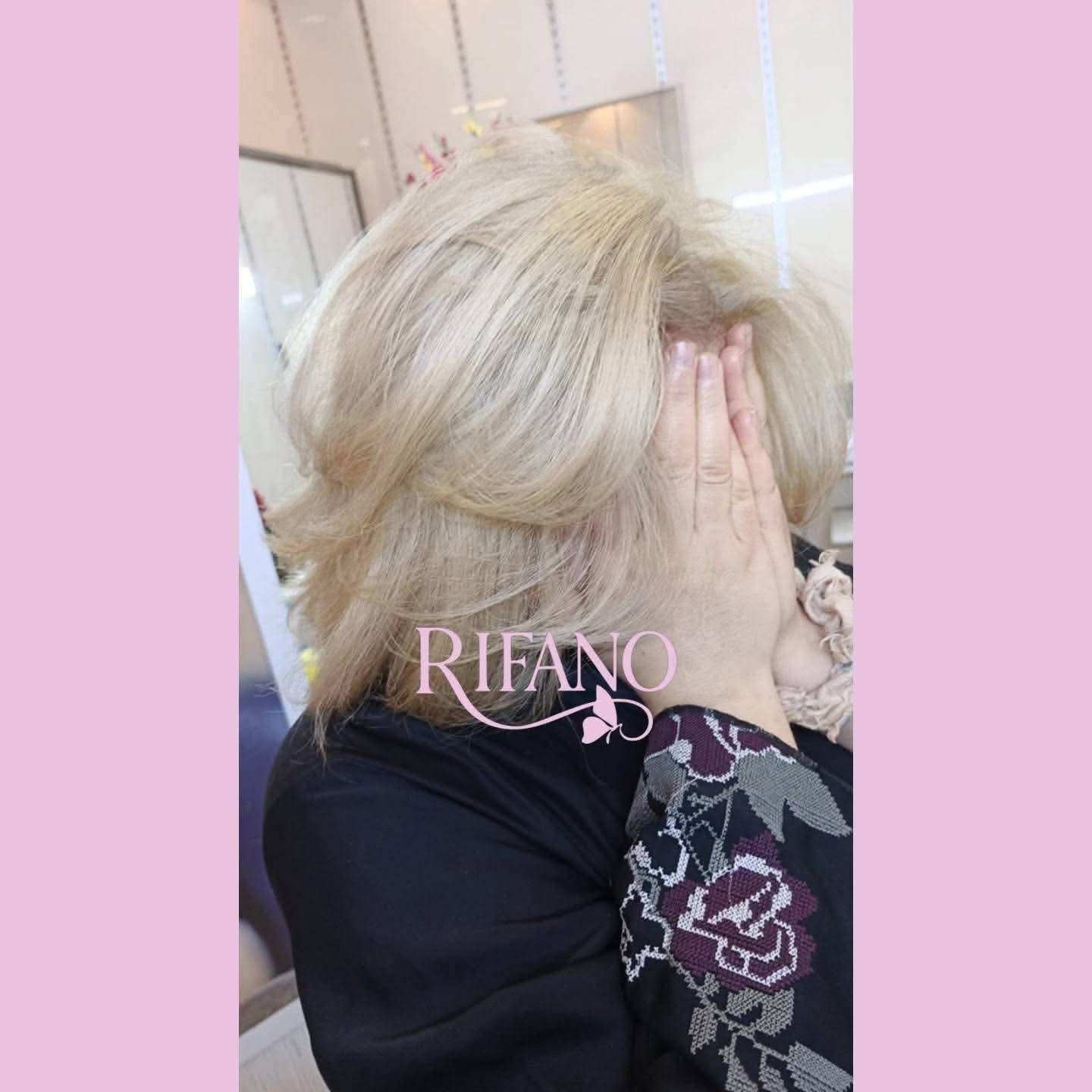 ✨جانب من عمل بلوندر دايموند الاحترافي ✨

تفتيح قوي يصل حتى 9 درجات مع حماية كاملة للشعر 🌿
خالٍ من الأمونيا، غني بزيت الأركان والكيراتين والآيبلكس
متوفر باللونين: الأزرق والأبيض

| الكمية: 2 كيلو 
| السعر: 30 الف

- توصيل لجميع محافظات العراق 🇮🇶
- للطلب مراسلة الصفحة


**إذا كنت صاحب هذا الإعلان وتريد حذفه لأي سبب، رجاءا أرسل رسالة إلى الدعم الفني**