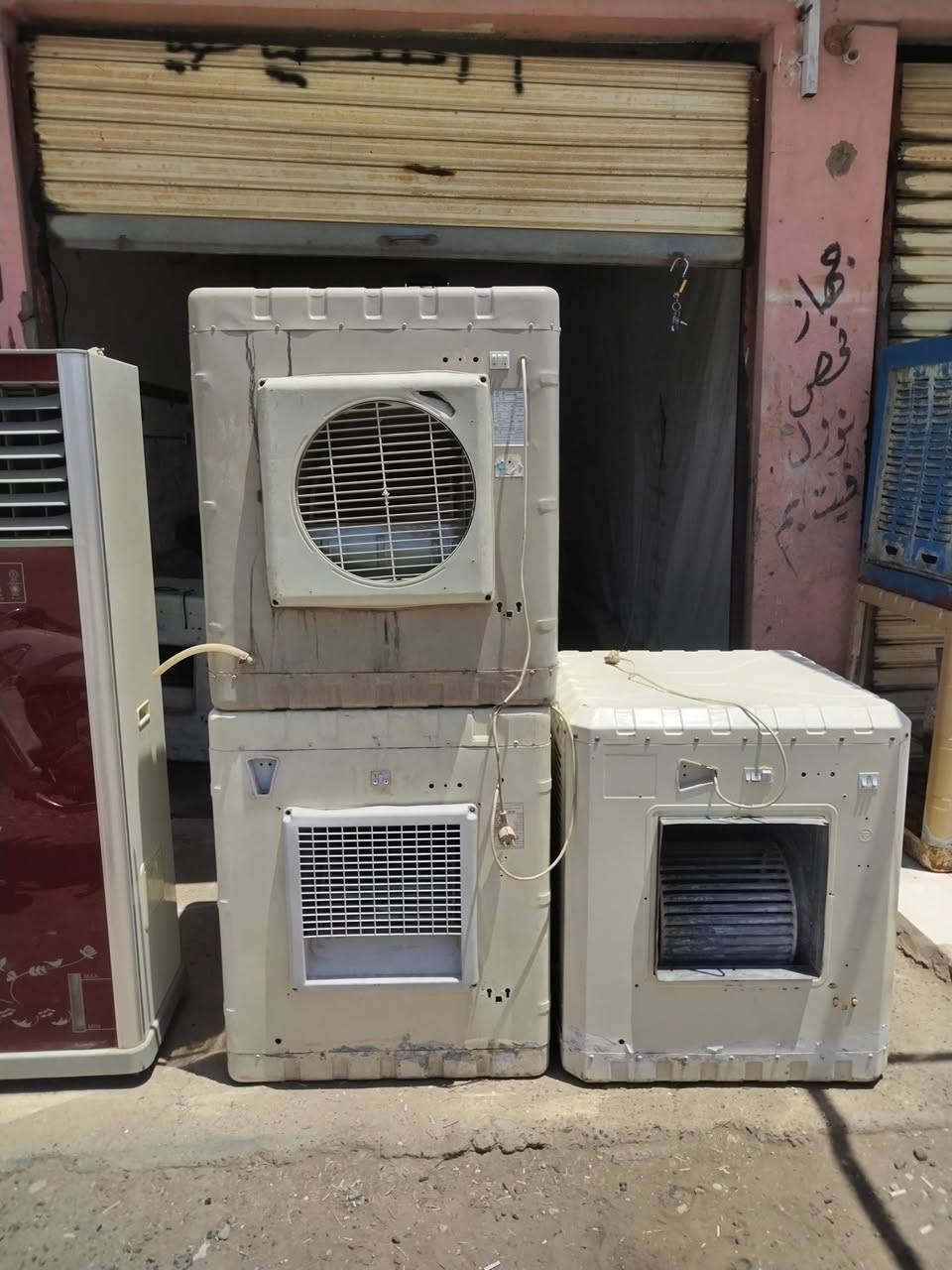 ***********. طباخات للبيع مبردات. طباخات مصري   كرياتي بوري المكان قريه الجرف مح
