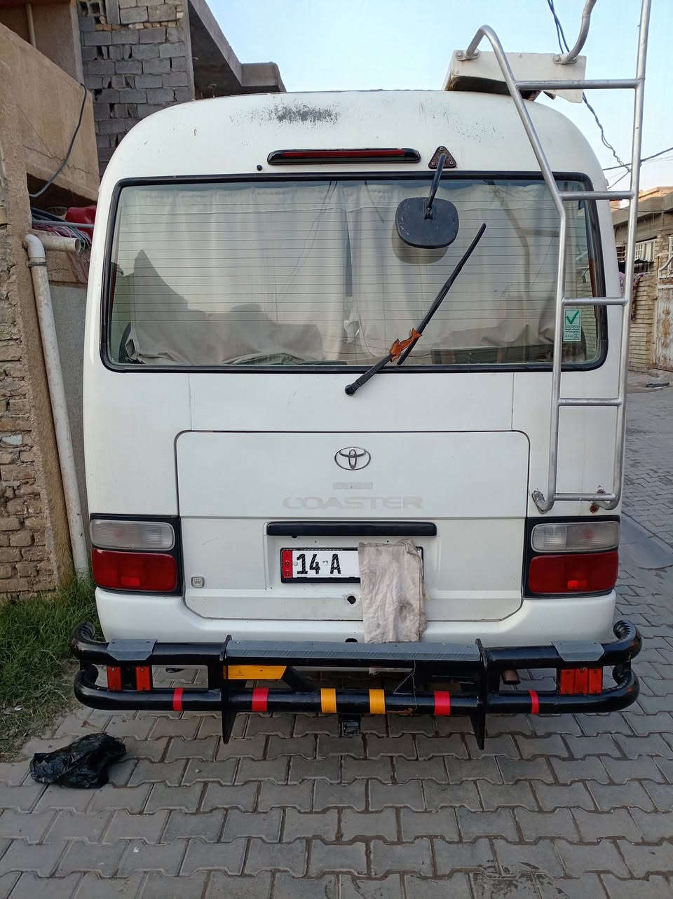 بسبب الوعود الكاذبه اعيد النشر كوستر 2007 بصره رقم نكليزي سنويه للغايه 2030هزه جديده مصفره هيئة ضربتها البدنيه الأماميه بدون دواخل محرك كير خير من الله اكسل ونه خفيفه من 80 تخم تاير تبريد فول ساره بسمنه تحويله ثاني يوم سعرر215 وبيها مجال منظومه غاز ٨٠ لتر العنوان بغداد الكاظميه الشعله *********** اني خادم
