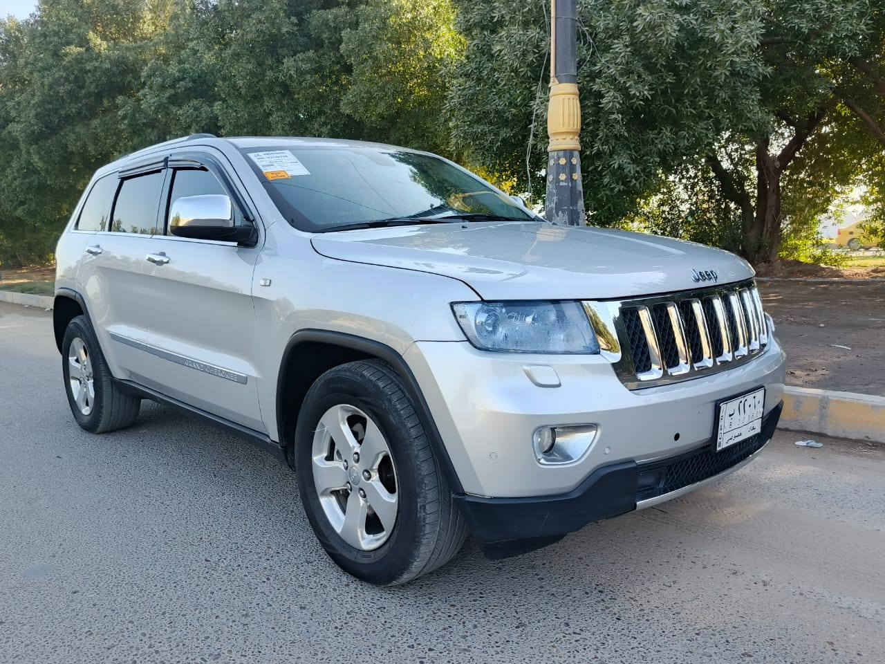 يا اللهُ سلام عليكم سياره نوع جيب لاريدو موديل 2012خليجي فول مواصفات واحد عله واحد  بنرامه بصمه شاشه كامره حساسات امامي خلفي تحكم ستيرن جهتين شاير مري تحكم مري مري شفط كشنات كهرباي جلد تبريد تدفه كشنات ستيرن هيتر كهرباي زراك لايت ترحب تشغيل عن بعد تشغيل بصمه جنطه كهرباي شفط تبريد قطعتين بيبان بصمه ترحيب لد مانع نزلاق مثبا سرعه عدسات كشاف زنون مكينه حجم 6ستندر 3600كفاله كير مكينه حداديه تخم تاير تبريد تدفاه كفاله السعر 178 رقم الهاتف ***********
