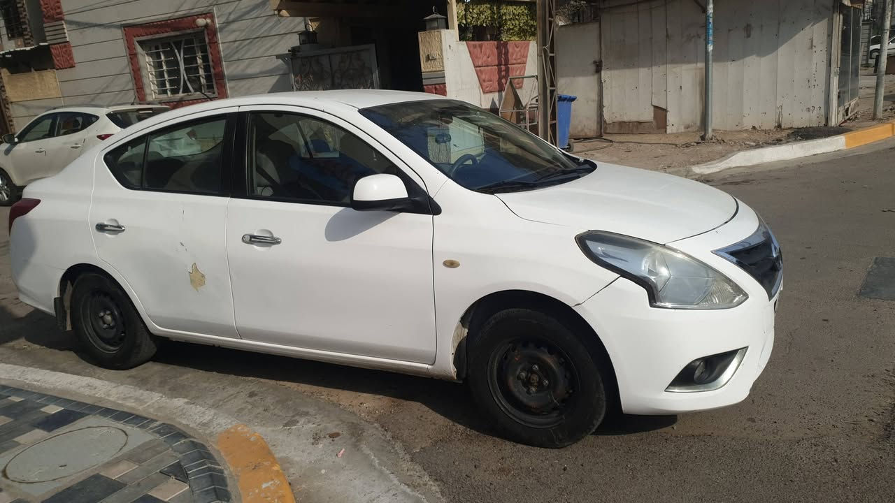 السلام عليكم للبيع نيسان سني هندي موديل ٢٠٢٠ كل تفاصيلها داخل الصور
السعر ٩٠ وبيها مجال بسيط ماشي ٨٣ الف كم رقم بغداد للإستفسار الاتصال على الرقم ***********
