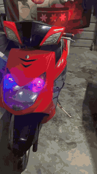 ‏دراجة سكلنس كامله ‏للبيع ‏ما بيها أي نقص بيها تزويد واحد كش نفخ أستان صفح نواعم السعر 900 ￼ وبيها مجال تواصل هذا الرقم￼ *********** مكاني بغداد حي العامل ￼
