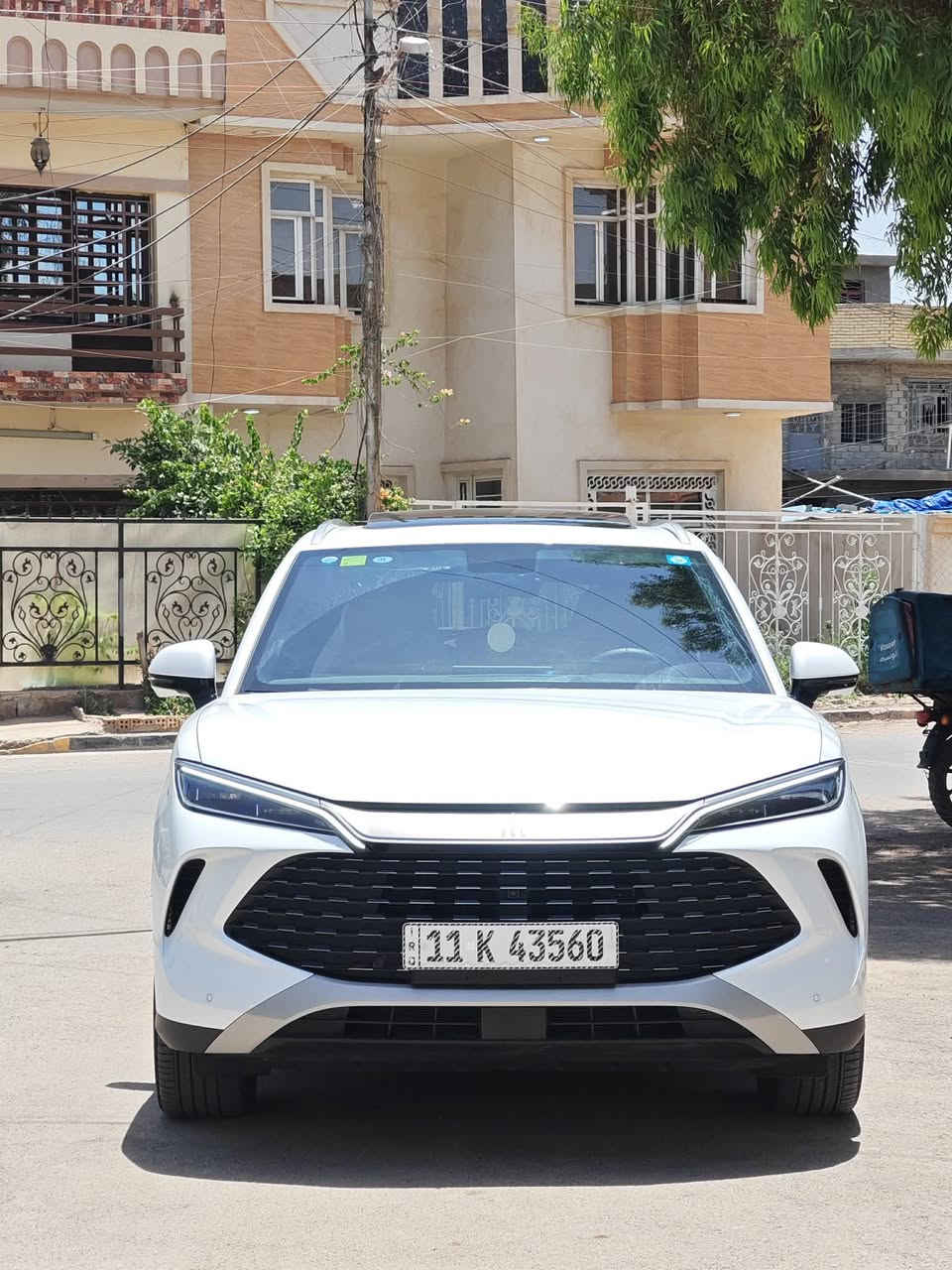BYD Song L موديل 2025
فُل مواصفات ✨

✔️ كشن السيق كهرباء

✔️ بانو راما

✔️ 5 كامرات

✔️ حساسات امامي خلفي + مري قاب للطي

✔️ داش كام + تبريد قطعتين 

✔️ باب خلفي كهربائي 

✔️ داخل جملي راقي ونظيف

✔️ محرك 1500 cc

🚗 الممشى: 4680 كم فقط

💰 السعر: 30500
مكان السياره بغداد حي الجهاد رقمي ***********
