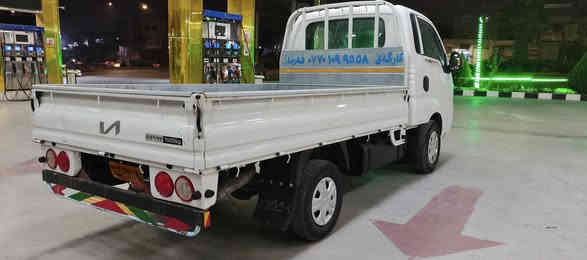 سەرەتا بەناوی خوا 
کیا بیلاد 2013 
سعری 64گەڵا
تەبرید ساردوو گەرم 
بریکی بەسراوە 
کارەبای کامل 
ئیستۆ پی دووای بەسراوە 
ناو بۆدی بەسراوە 
دەعمی دووای بەسراوە
6تایەی لۆک 
تایەی دووای کراوە بە13
قەترە غایزی نییە
کامل جایزە 
بەس چەمچە ی کەمە
***********
***********
