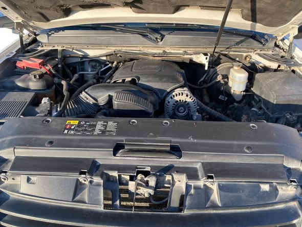 سلام عليكم 
يوكن 2013 خليجي سيارة فول موصفات مكفولة كفالة عامة
السيارة جاهزة ع آخر حباية 
تحكم استيرن + تحكم دوسات + تحكم كشنات 
فتحة قمارة 
تخم تاير 
الله شاهد سيارة مال بيت رقم بغداد خصوصي ماداخلة كراج استخدم شخصي سعره 240 وبيها مجال 
للاستفسار ***********
العنوان // واسط قضاء الحي
