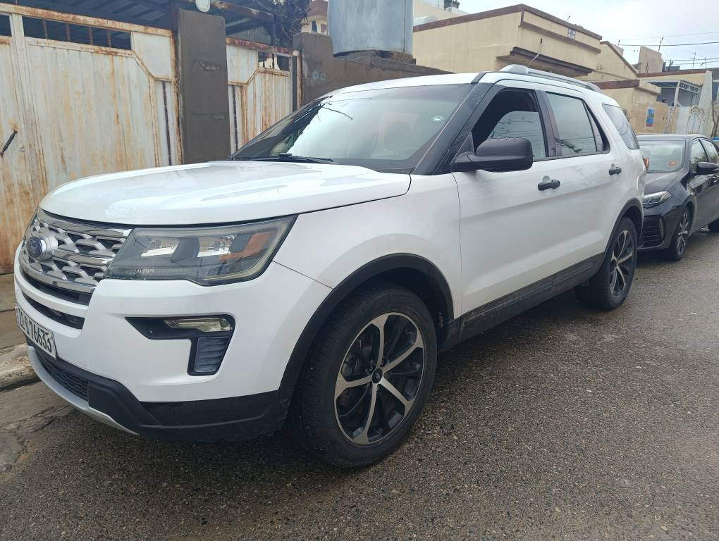 Ford explorer 2019
مەکینە 6 بستۆن مەرغوب 
گێرو مەکینە بەشەرت نەکراوەتەوە
یەک پارچەو پەڵەیەکی بۆیاخە بێ ناوگرتن
سێ ڕێز کوشن . تەبرید مەرکەزی . دەبڵ اکسل . ڤۆلیوم . شاشە . کامێرا . بلاجکتۆر . لایت زینۆن . جام کارەبایی . تەحدید سورعە . ABS .  ویل کرۆم . زۆر مواسفاتی تر 66 هەزار ڕۆشتوە 
بەناوی خۆمەوەیە تحویل و وەکالە دەکەم
سەنەوی و هەزەی تازەیە تایەکانی تازەن

***********    *********** شمشمل, السليمانية
