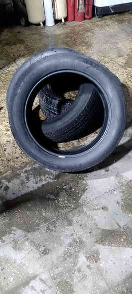 شباب تخم تيار برجستون امريكي كلش نضف 
مل تاهو  23 خلجي انتاج 23 كلش نضف قياسه 275/50/22 
مكنهان بغداد
‏‪***********
