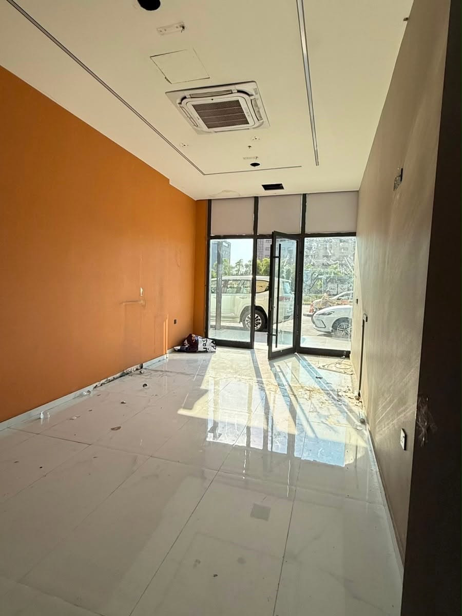 •
✨Shop For Rent
📍Empire Pearl
📐68m
📞For More Info Call https://wa.me/+9647502669003

#empirepearl
