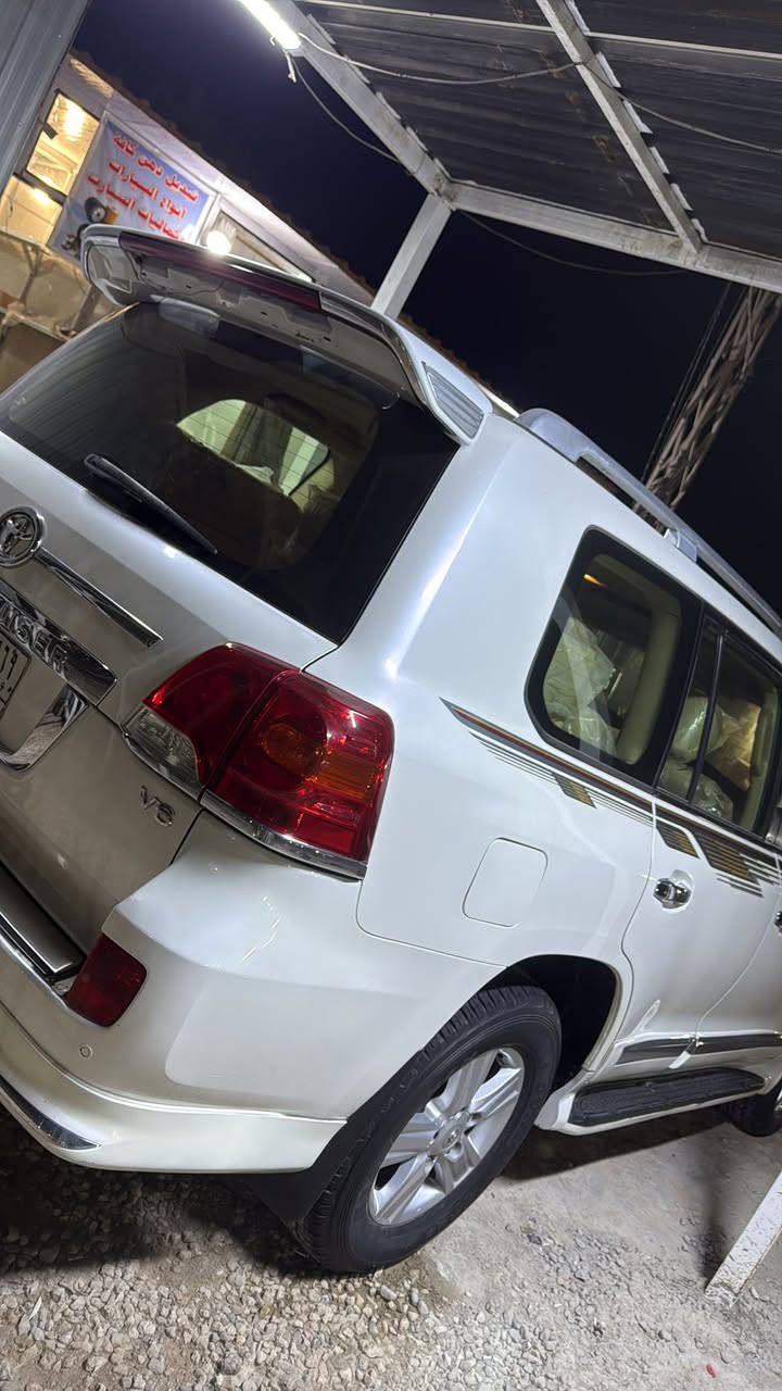 السلام عليكم رمضان كريم لاندكروز 2014 فطيمه بيه باب مرخايه والباقي مكفوله السياره كارتون رقم بغداد دولي السعر 365 وبيه مجال مكاني مناذره ***********
