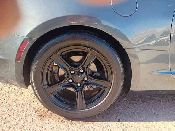 السلام عليكم
للبيع للبيع …
شوفيروليت كمارو  RS  موديل 2022 
مكينة 4 سلندر ايكو بوست تيربو
لون فيلي ابيع حزام من الاخير 
رقمهة بغداد الجديد
ماشية 36 ميل انتبه ميل
فول مواصفات بصمة وفتحة 
الضرر مثل ما موضح بالصور
السعر 138 بي مجال بسيط
مكاني بغداد حي الجامعة
                                                        ***********
متواجد واتس اب
