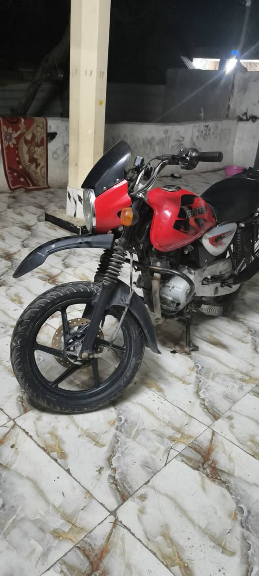 بوكسرات موديل ٢٣ بدل بستم بيهن فقط السعر مليون او ٤٥٠ اوراق العنوان ميسان قلعة صالح رقم الهاتف ***********
