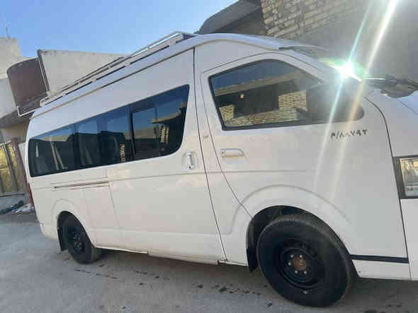 سلام عليكم جنبي 17للبيع فقط 
كير ومحرك واكسن مال هايسه  بيه صبغ بل طويله فقط صبغ مو تعمير وبارد باب لسلايت فقط ولباقي كفاله من كلشي سياره جاهزه مابيه اي نقص وسياره مال جناي 

 وبي واتساب *********** 

سعر 160 وبيه مجال قليل حك جيه
