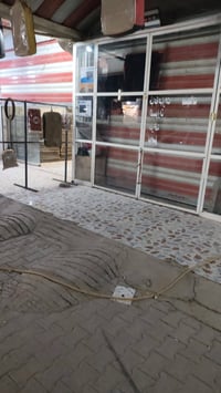 للبيع جام خانه حديد النزال 50 سم الارتفاع 2.5 العرض 3.5 ثنين بيبان طلا...