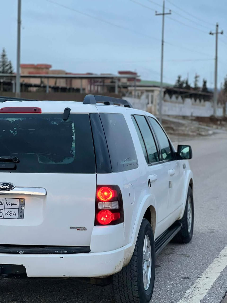 سلاوى خودا له هه مو له يك
ڤؤرت
2008📦
قه پات ماسه فات
بى بؤياغ سياره ك لؤك لؤك
ساغ ساغ
نرخ خوار هه مو بازاريك
بؤزانياره زياتر 
***********☎️ Singapore
