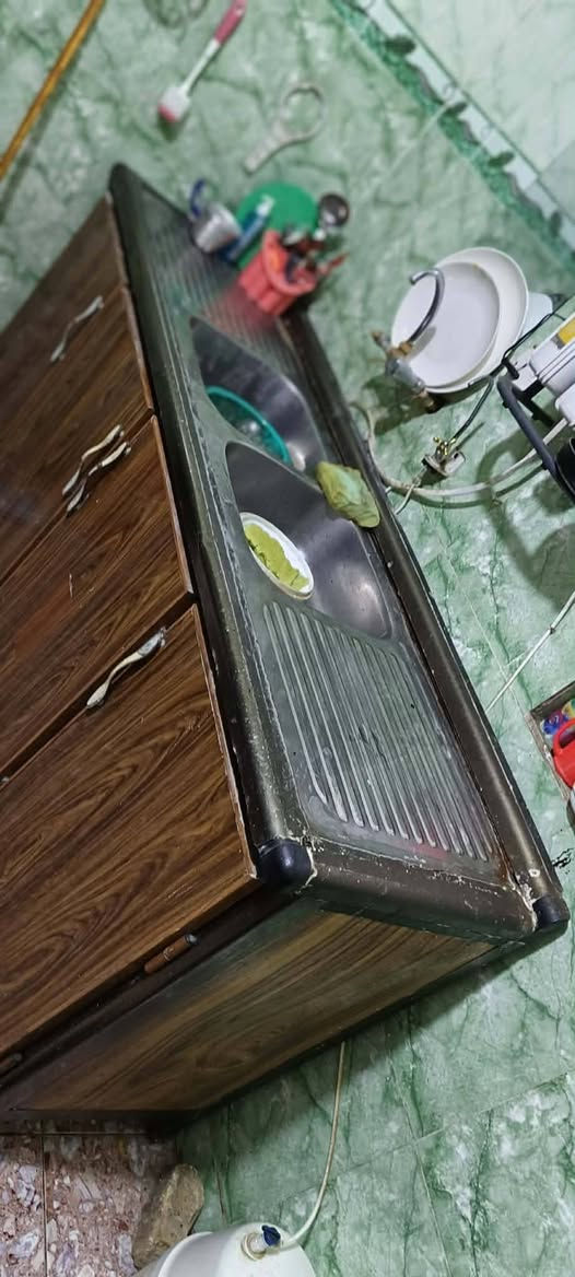 سنك للبيع السعر ١٢٠ وبي مجال العنوان حي المعلمين القديم


**إذا كنت صاحب هذا الإعلان وتريد حذفه لأي سبب، رجاءا أرسل رسالة إلى الدعم الفني**