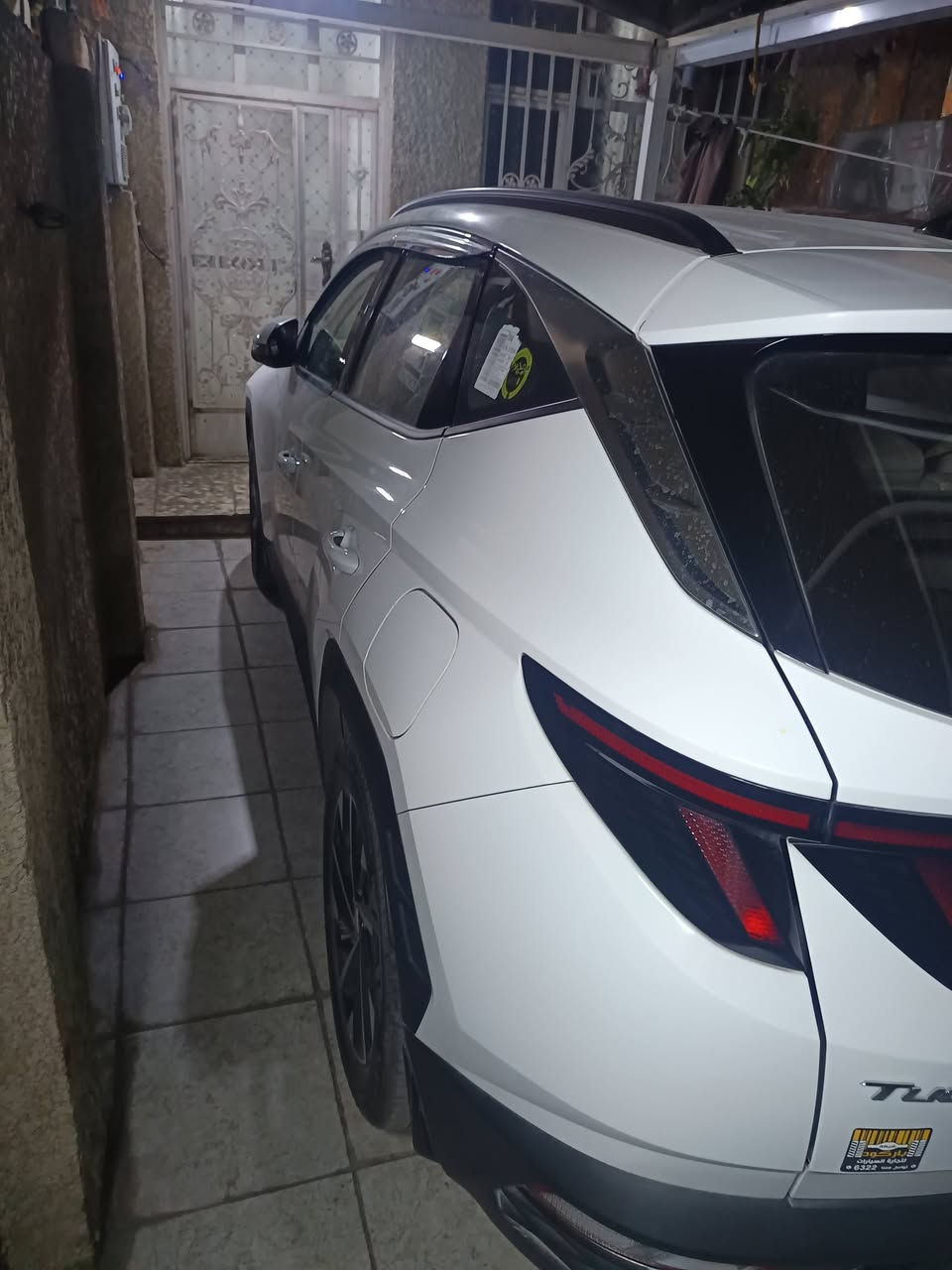 السلام عليكم توكسان 24 مكفولة ماشية 23 
بغداد السعر 215 وبيها مجال ***********
