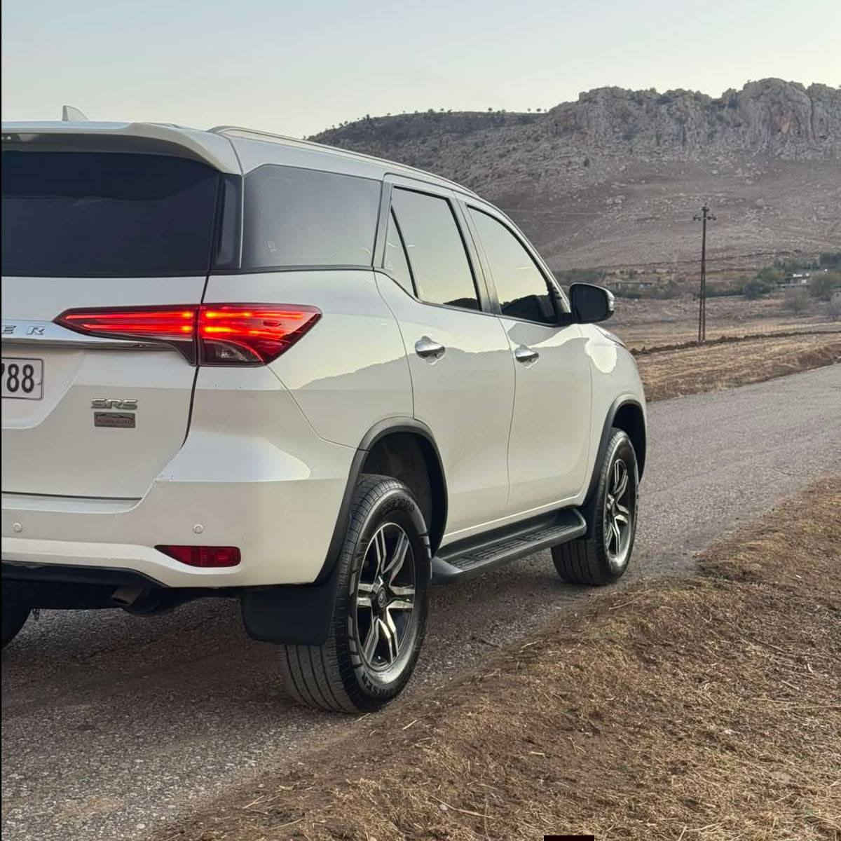 تویوتا فۆجنر 2017 سپی بەفری 
سەنەوەی تا ٢٠٣٠ نوێی
مواسەفات Abs بسمە دژە خلیسک
شاشە ئایپاد لایتی لید سوکان ڤۆلیۆم 
دەبڵ اکسل سیارەیکی زۆر جوان 
وتوندوتۆڵ وبێ کێشە 

نرخ : خاڵێک دابنێ لە کۆمێنت بە تایبەت دێت 🤖 

مەکینە و گیری بەشەرت 
بۆیاخی هیچ نیە
تەنها دوو بەست ساردی هەیە
110 هەزار رووشتوو

بۆ زانیاری زیاتر پەیوەندی بە خاوەنی 

*********** واتسئاپ
***********
