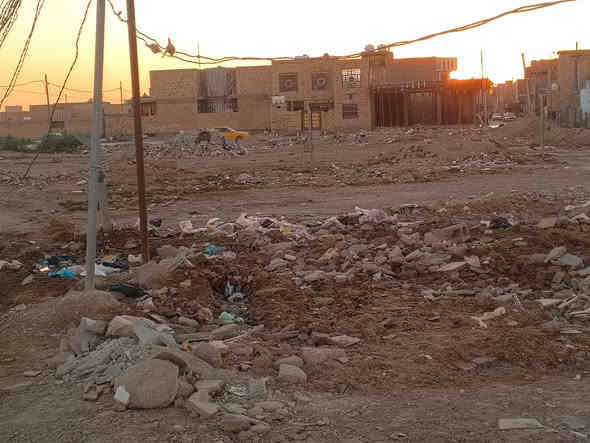 السلام عليكم عرصة البيع عرصة ركن على شارعين وجهية منطقة المساحة 400م 20في20 العنوان  ديوانيه الأكاديمية حي الشرطه بجهة الزراعي قرار 117 مشمول بتطويب وجاي يرقمون الاستفسار لاتصال على الارقام ***********/‏‪***********‬‏ يوجد واتساب بيع مستعجل كلش السعر 10 وبيها مجال+ موجودة كافة الخدمات ماء كهرباء مولده 50م عن التبليط
